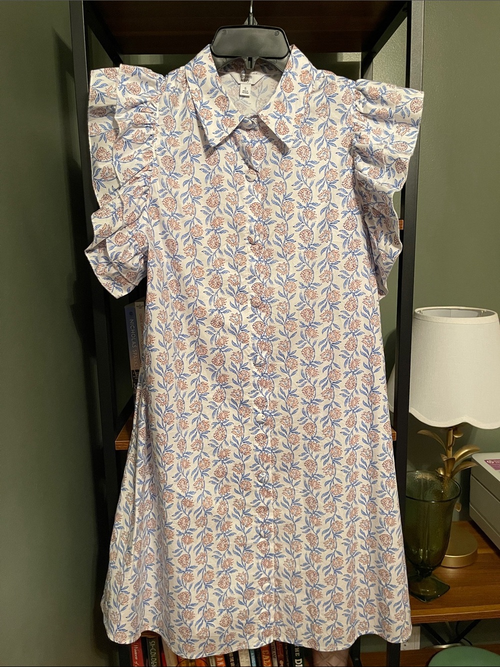 crown & ivy Blue and Cream Floral Puff-Sleeve Shirt Dress